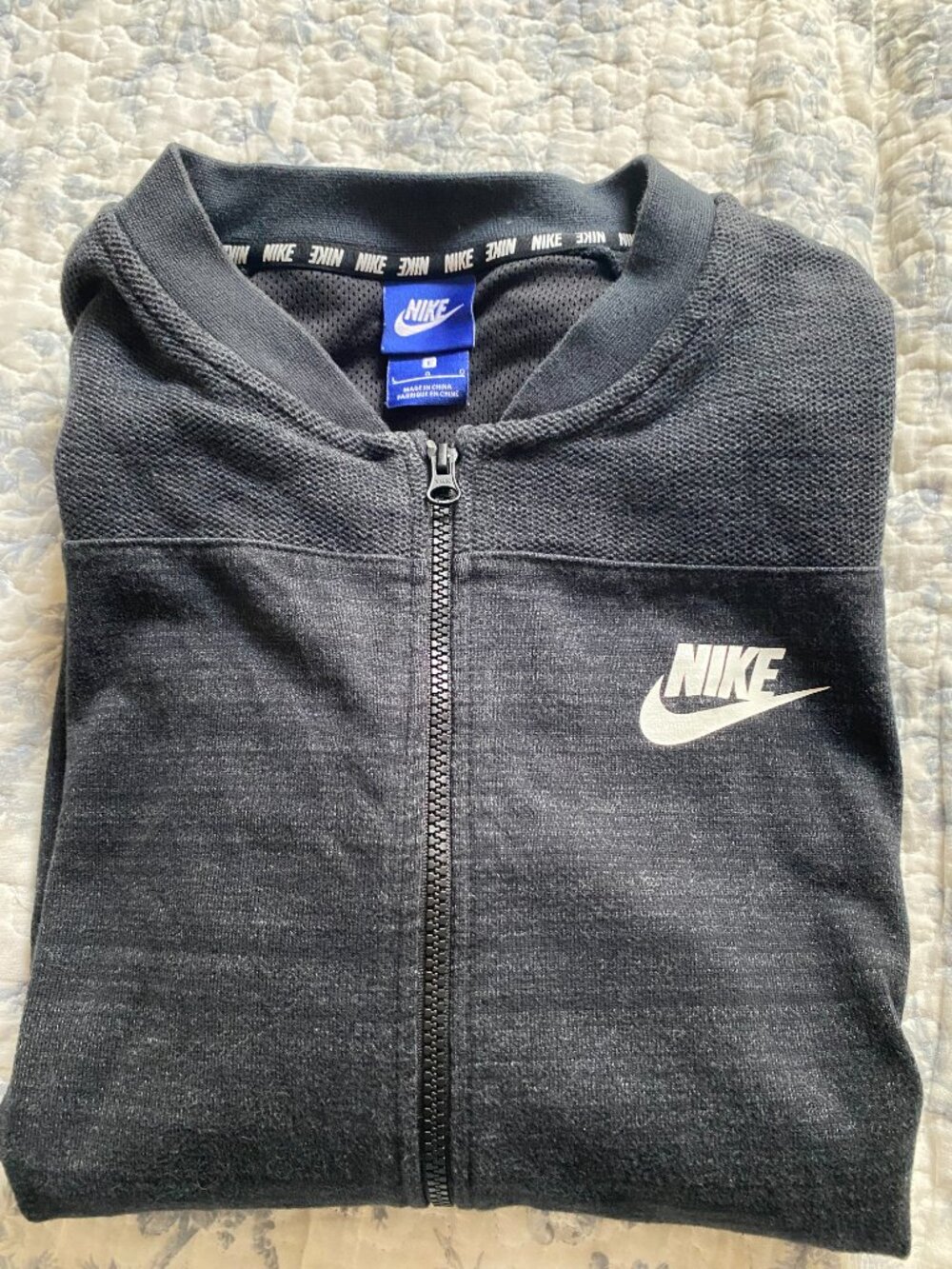 Nike Men's Large Zip Up Long Sleeve Jacket Gray with Logo
